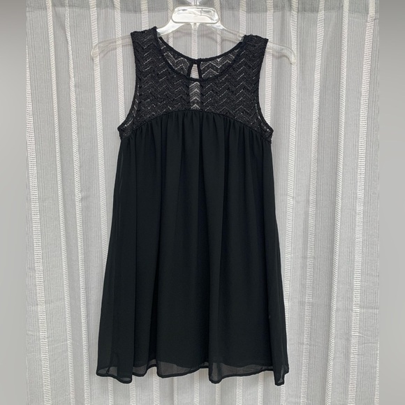 Black Lace Flowy‎ Dress Tunic Size Small - Picture 1 of 8